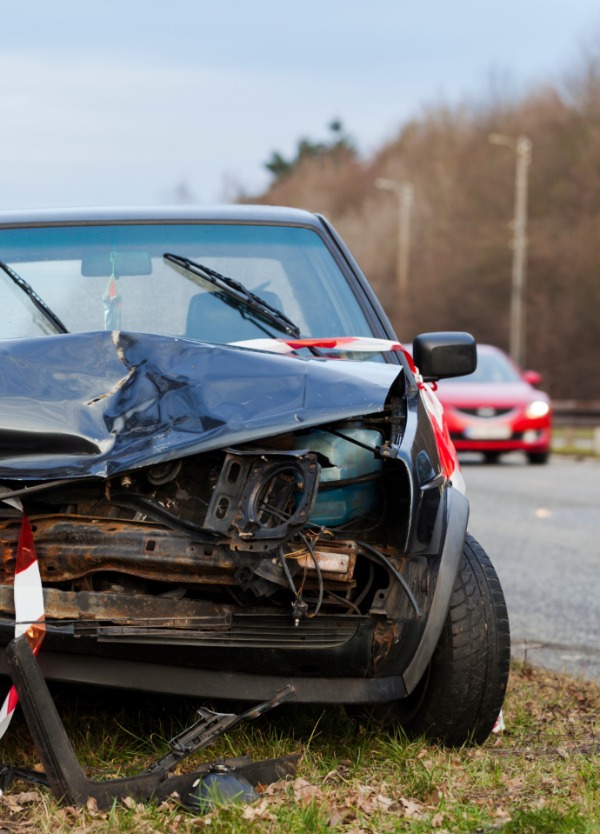 Annapolis Personal Injury Lawyer, car accident on road