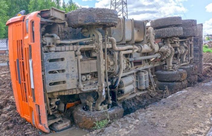 rollover truck accident